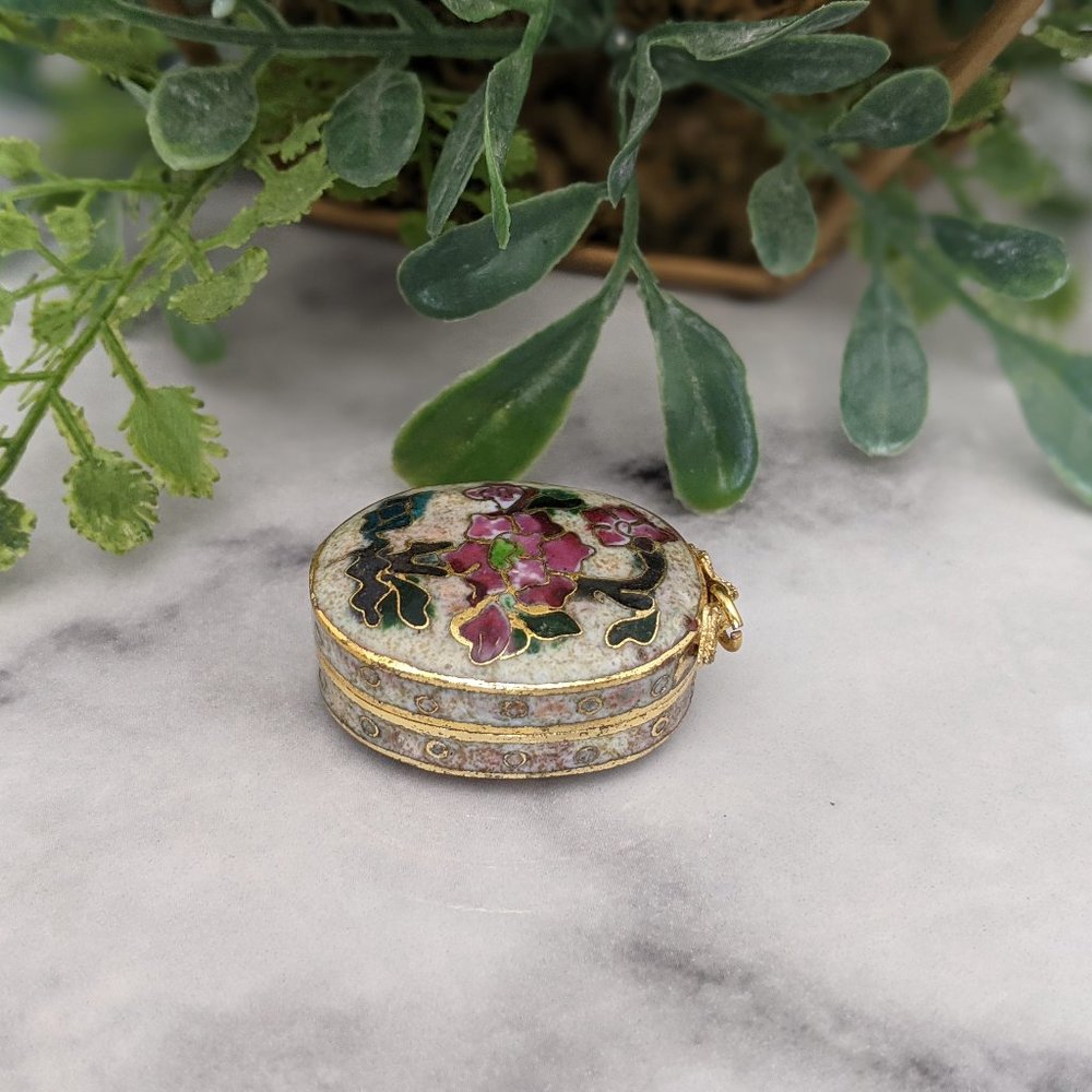 Vintage Japanese Locket Photo Necklace